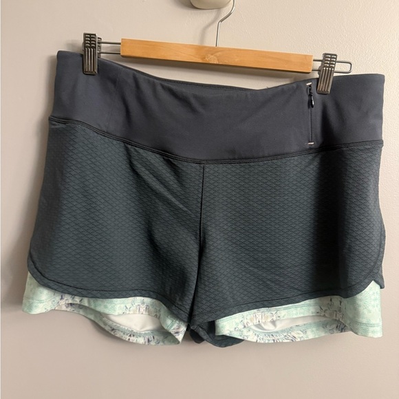 CALIA by Carrie Underwood Pants - CALIA by Carrie Underwood Dark Gray and Mint Athletic Shorts